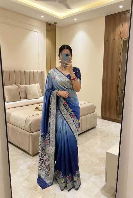 Manohari Dola Silk Saree