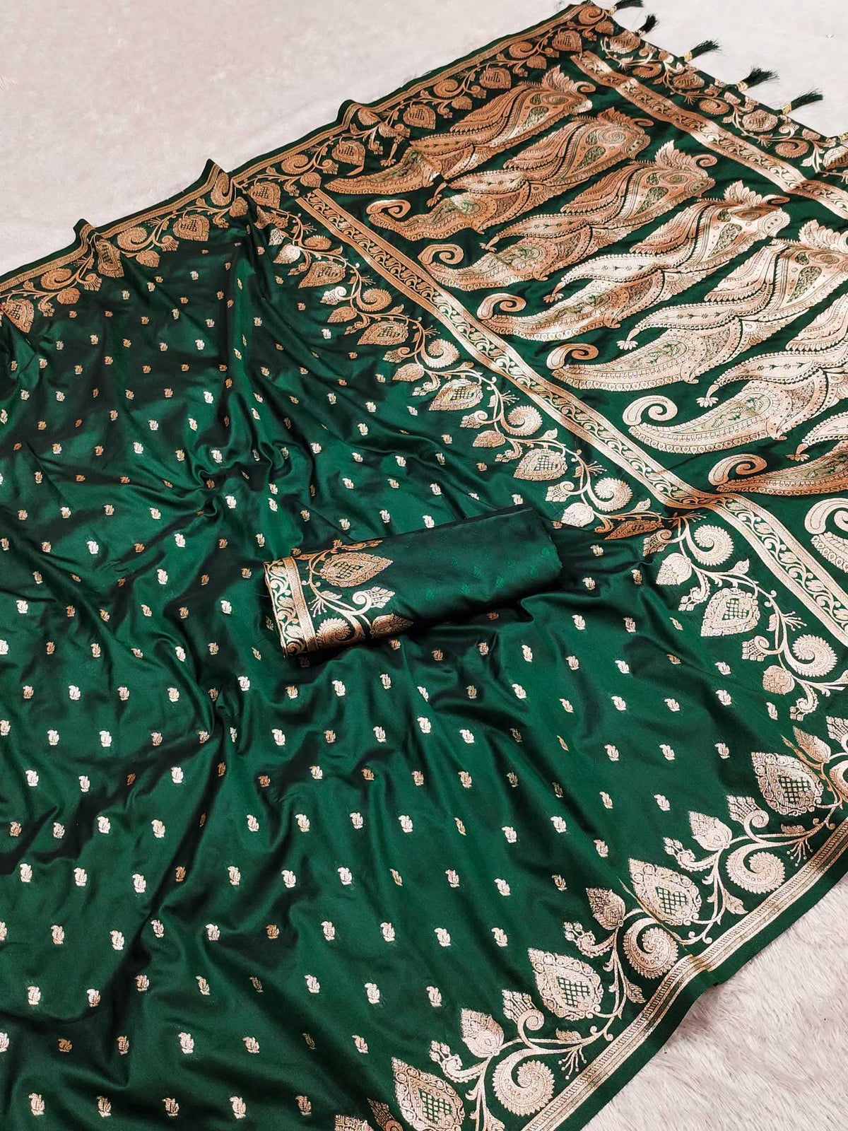 Medhavi Banarasi Soft Silk Saree