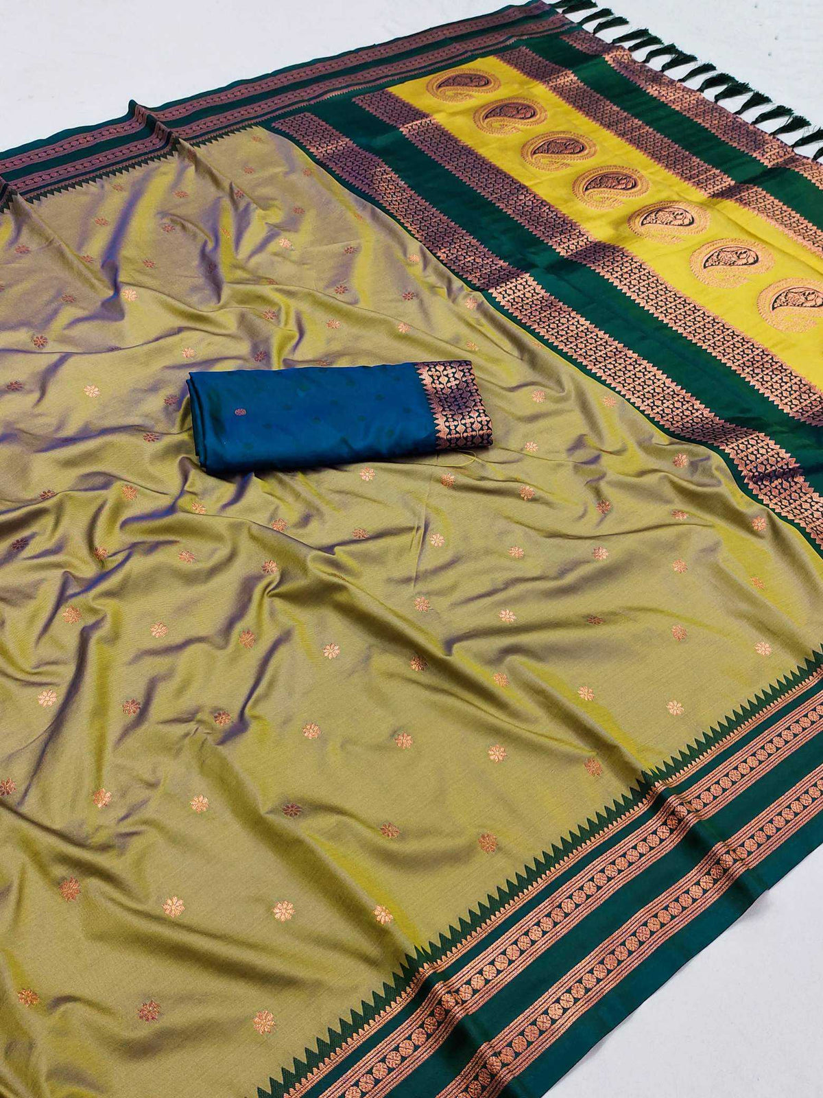 Narayan Peth Soft Silk Saree