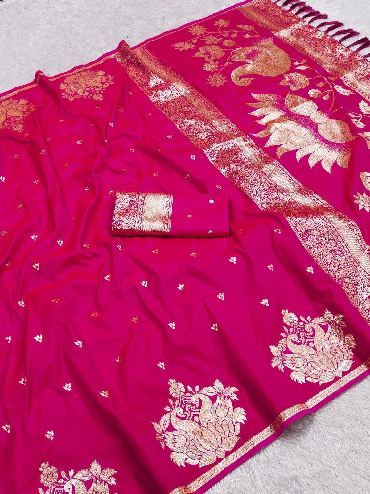 Rajlaxmi Paithani Banarasi Soft Silk Saree