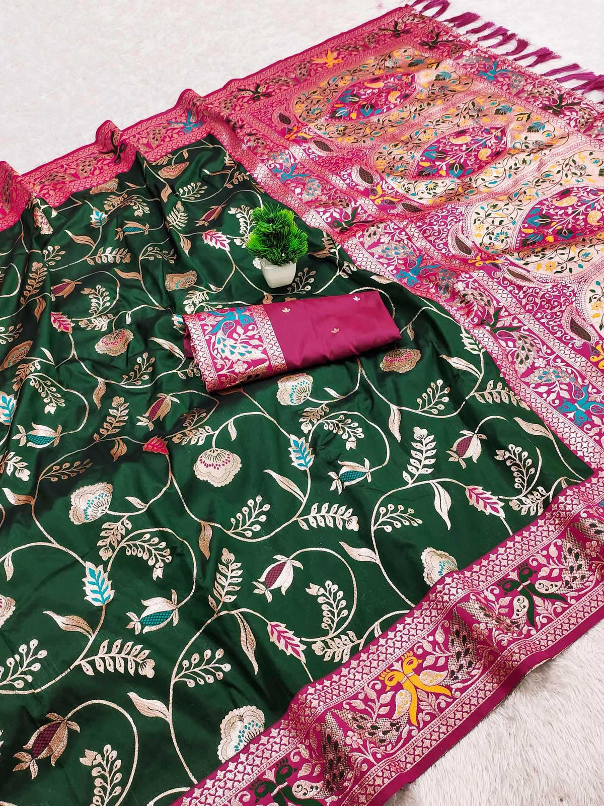 Saheli Paithani Silk Saree in Dark Wine