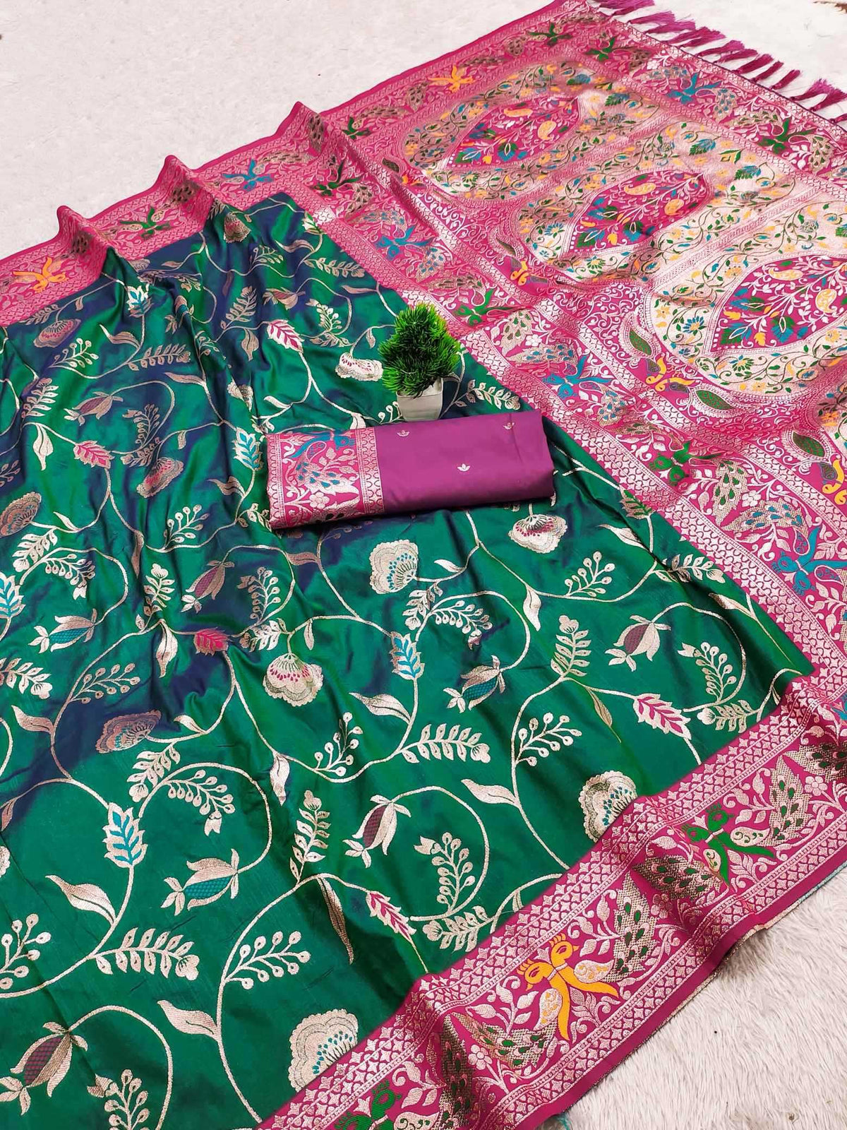 Saheli Paithani Silk Saree in Dark Wine