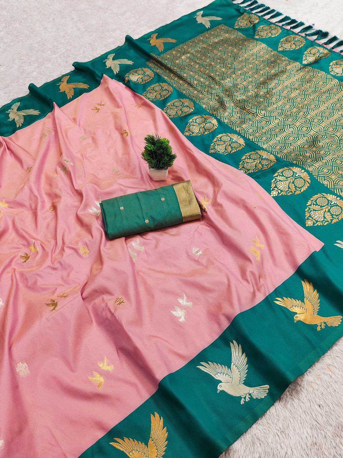 Sonpari Soft Silk Saree