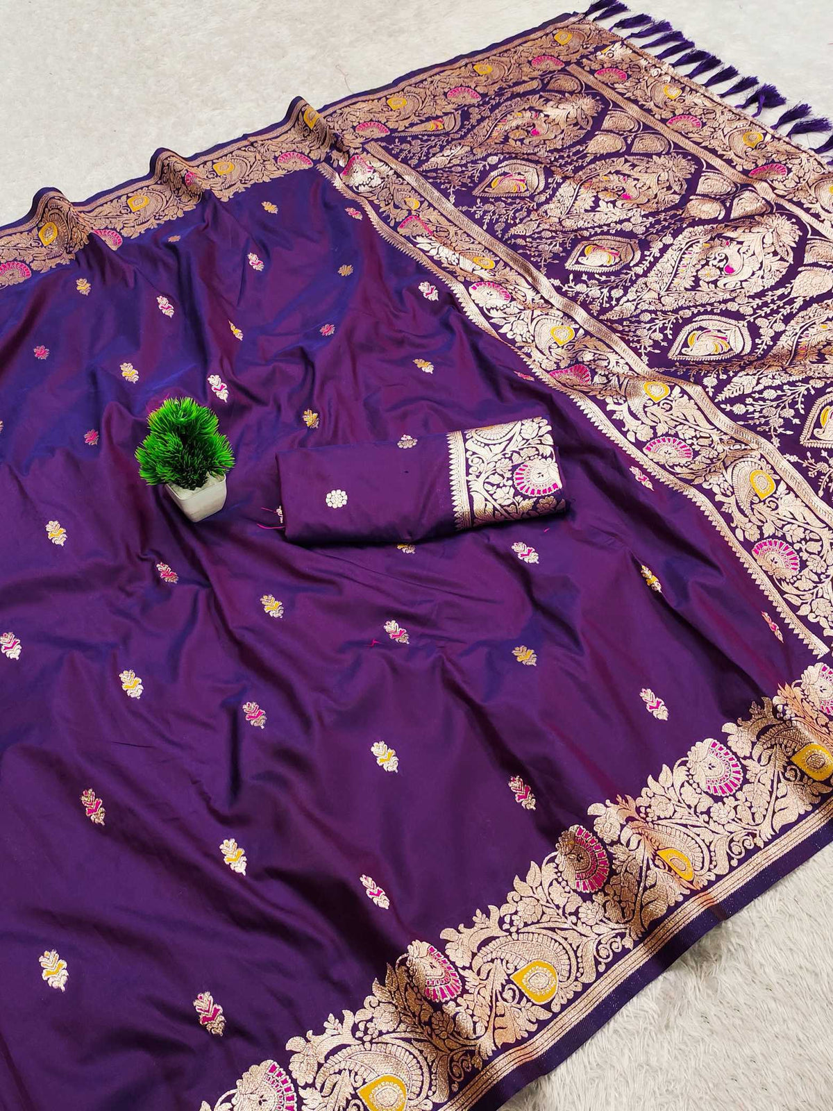 Velly Banarasi Soft Silk Saree