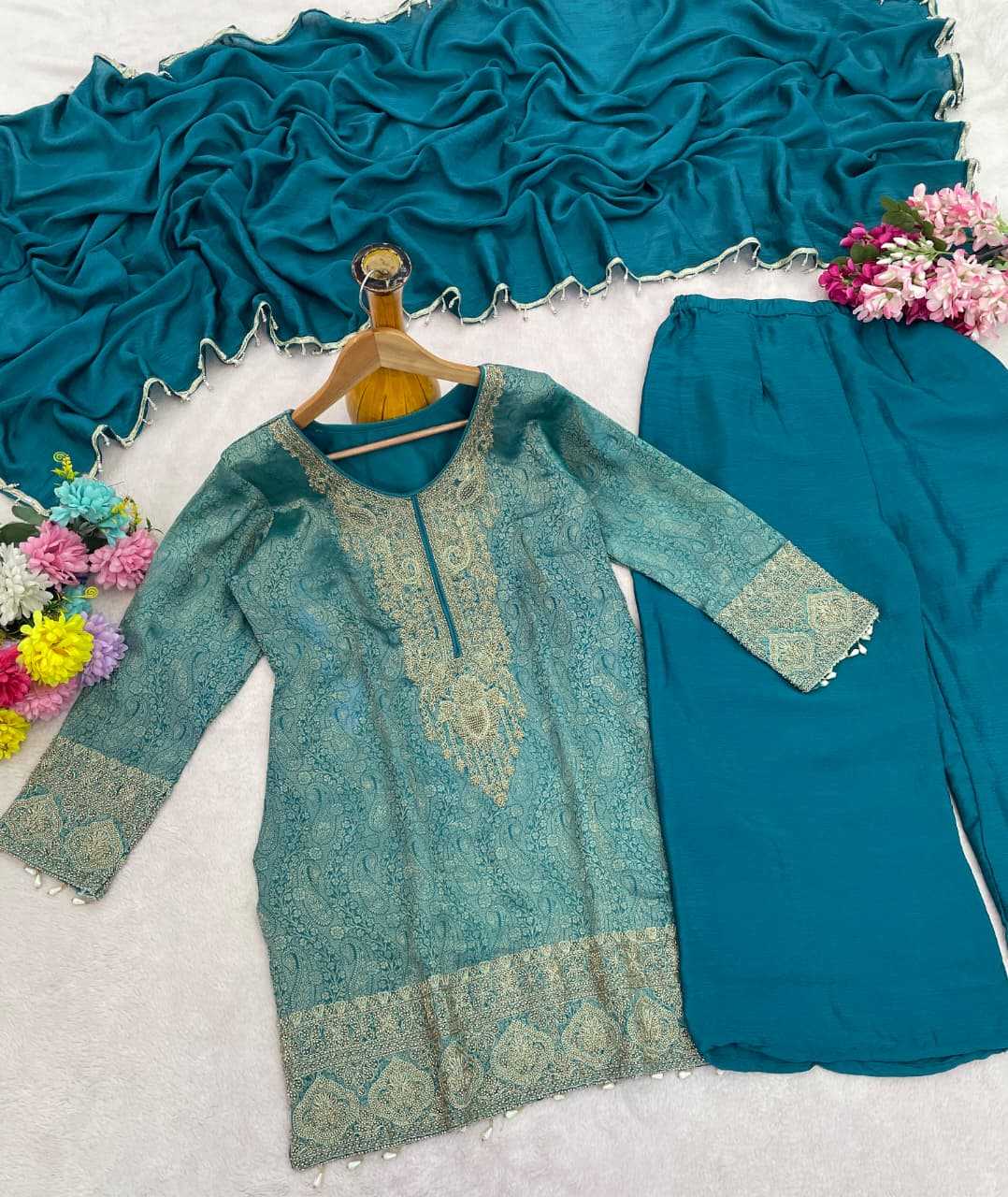 Jacquard Embroidery Suit