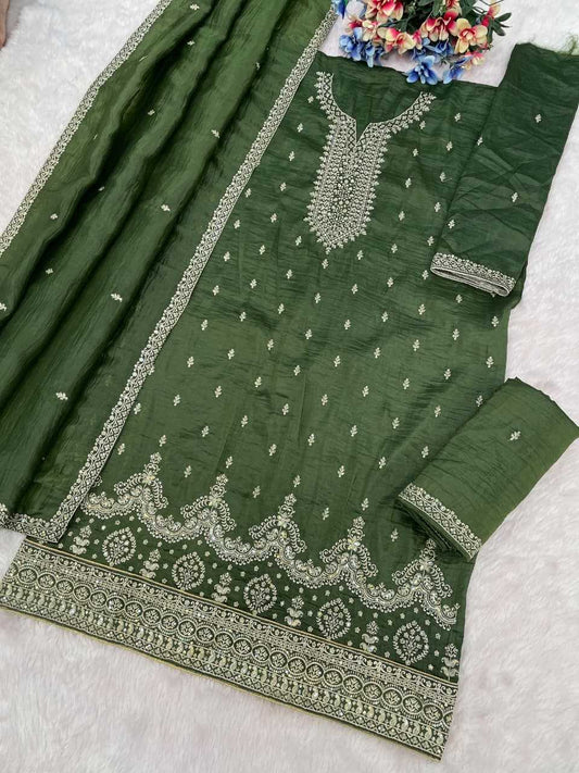 Soft Gold Crush Embroidery Suit