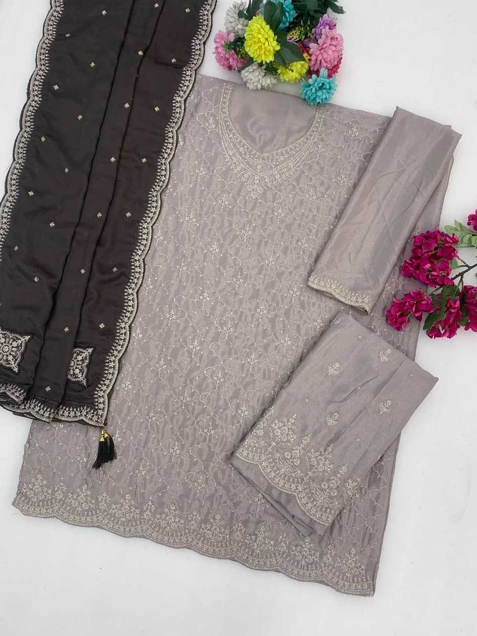 Chinon Embroidery Suit