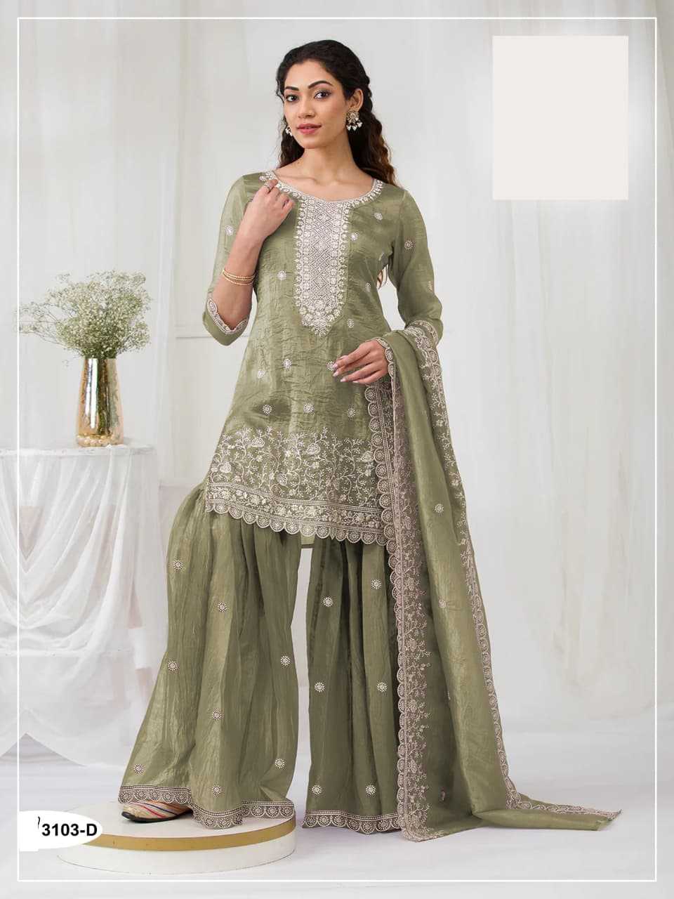 Georgette Embroidery Suit in Blue