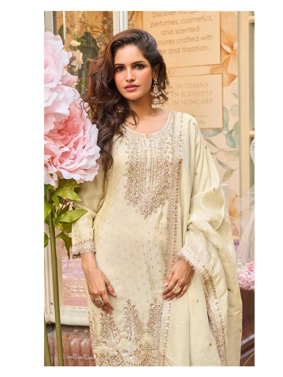 Viscose Embroidery Suit in Pink