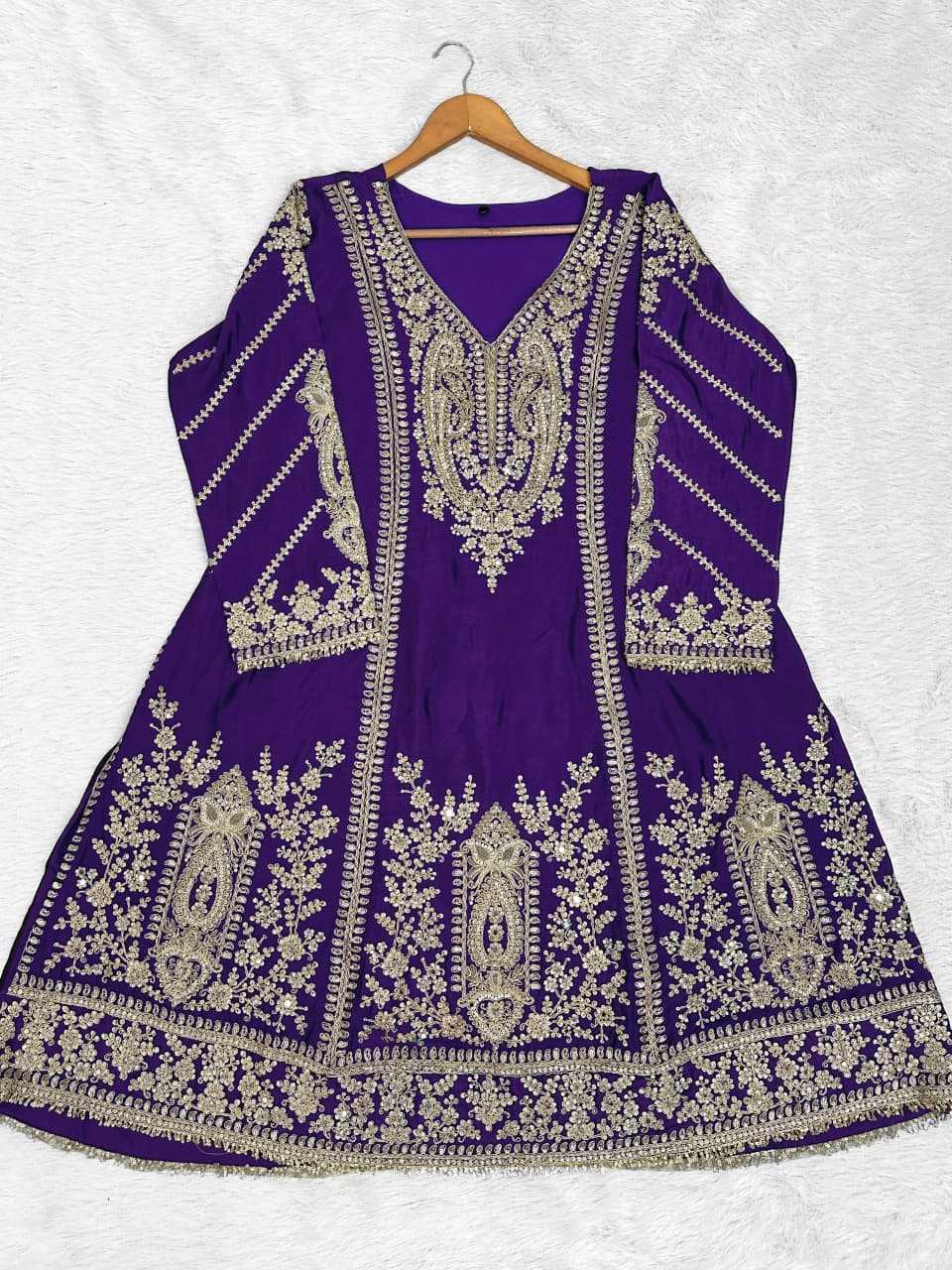 Embroidery Suit