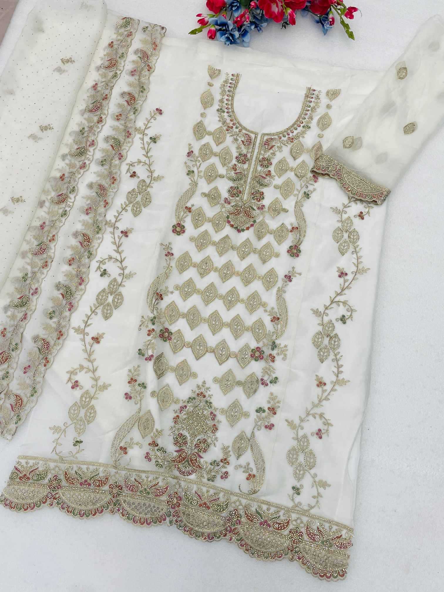 Dull Moss Embroidery Suit