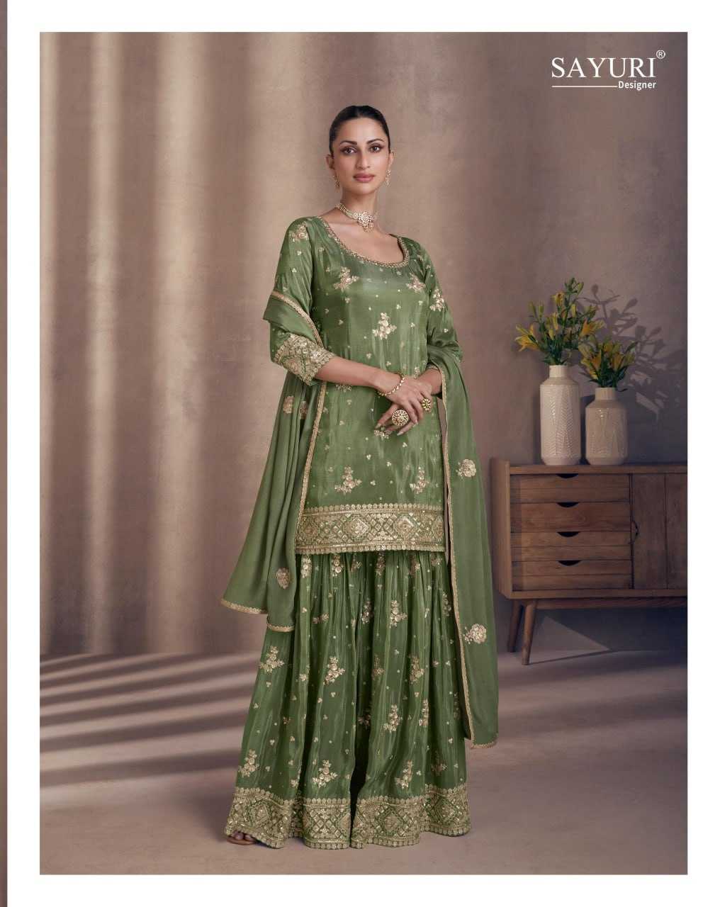 Embroidery Suit