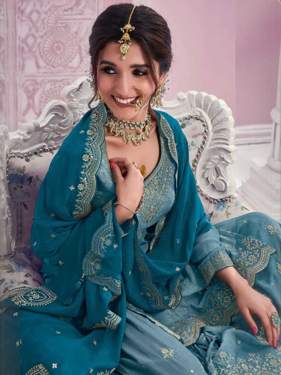 Embroidery Suit