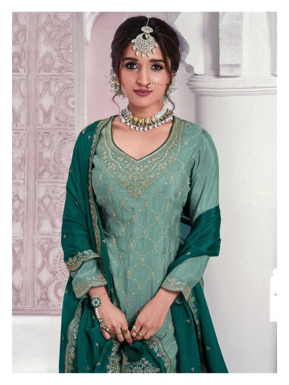 Embroidery Suit