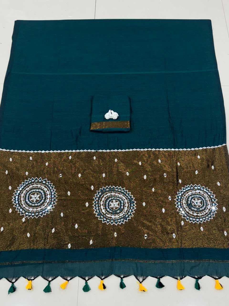 Handloom Silk Designer Saree in Bottle Green