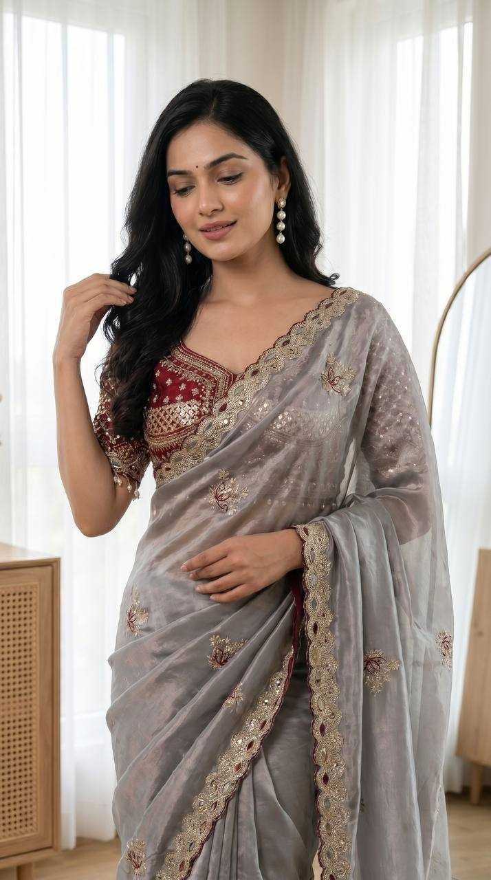 Fendy Embroidered Saree
