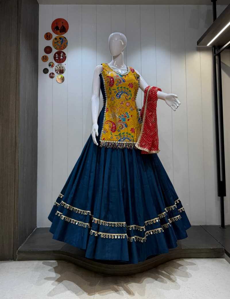Jaal Muri Heavy Roman Silk Traditional Lehenga