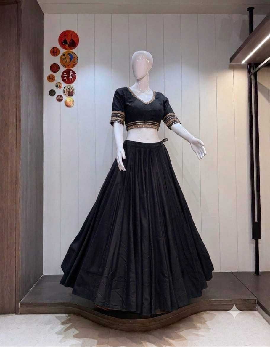 Kasturi Heavy Roman Silk Traditional Lehenga