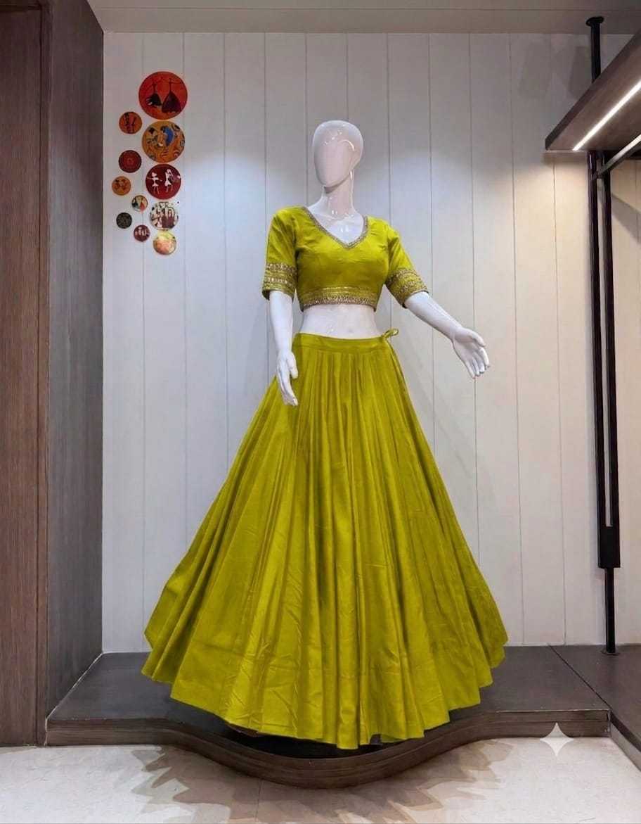 Kasturi Heavy Roman Silk Traditional Lehenga