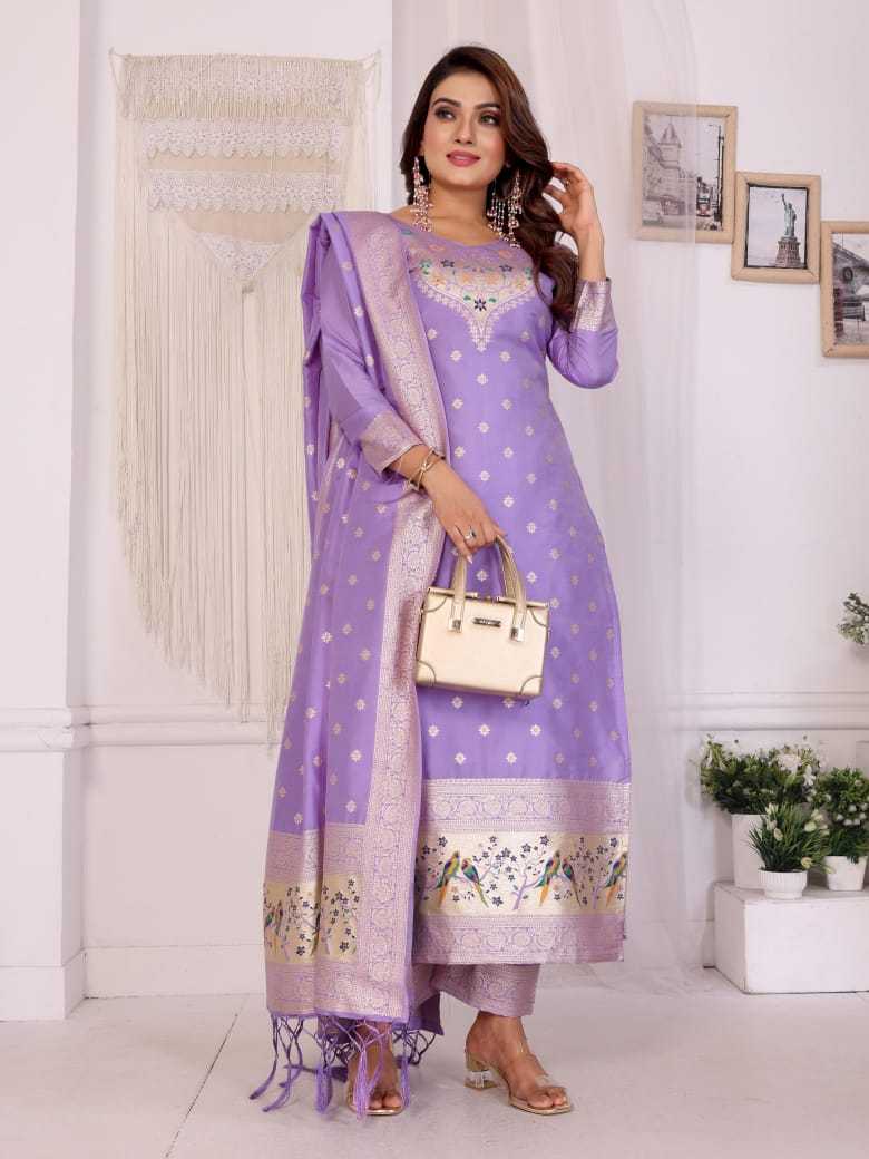 Ladies Silk Suit