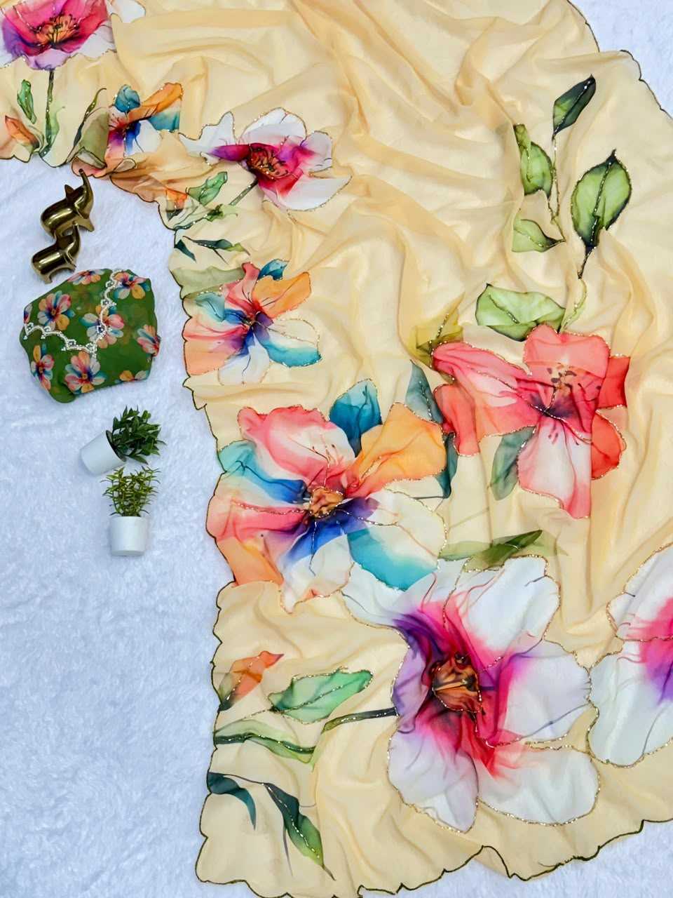 Dhanvitha Chiffon Printed Saree