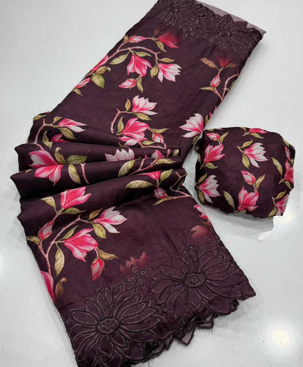 Floral Butta Tussar Silk Saree in Bottle Green