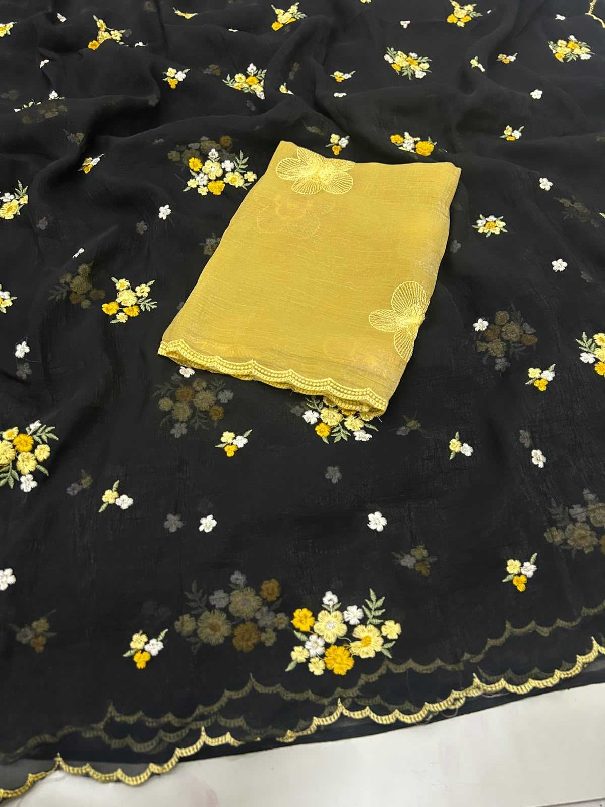 Crunchi Designer Saree