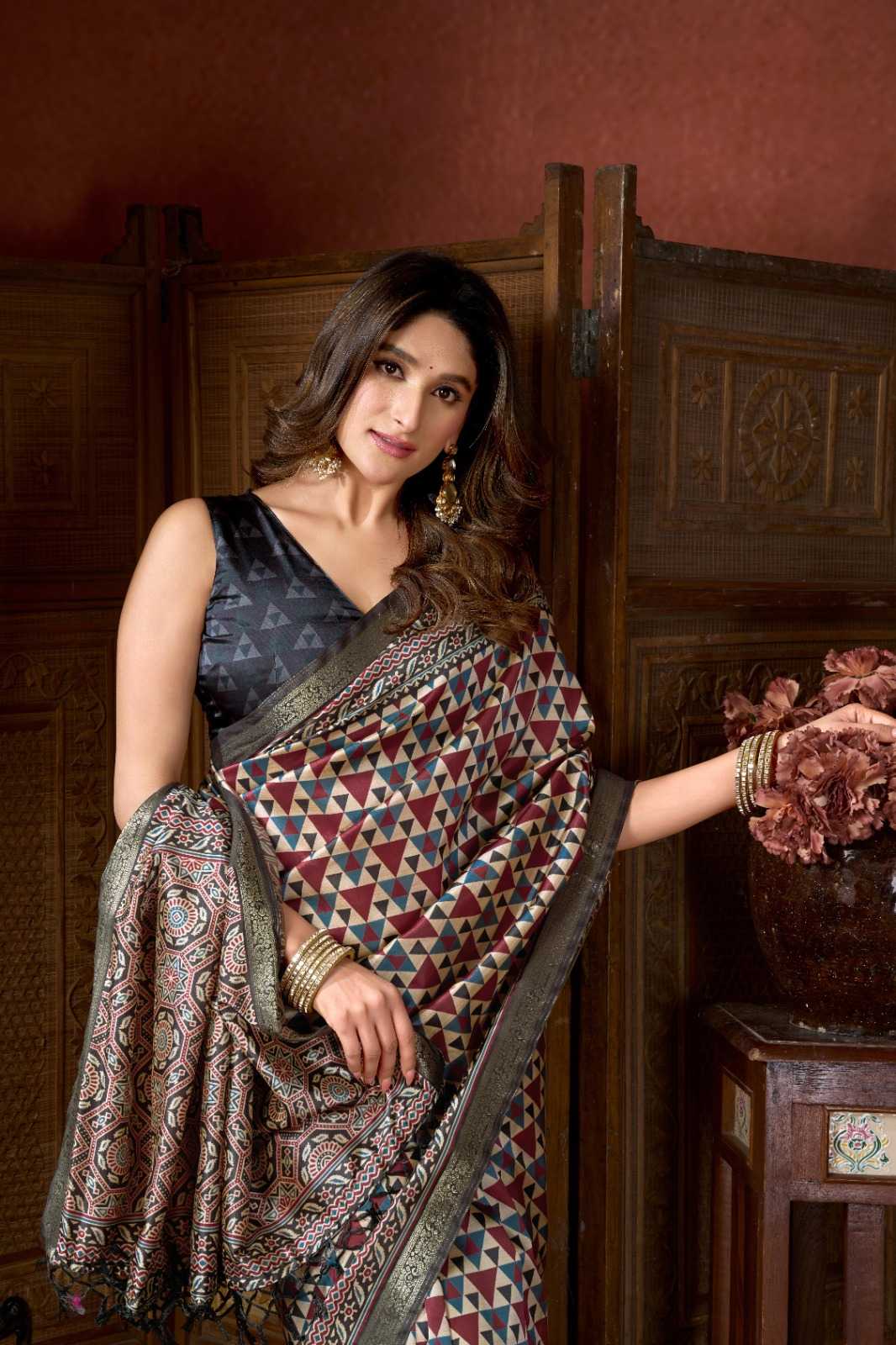 Gobuni Samaira Fancy Designer Saree