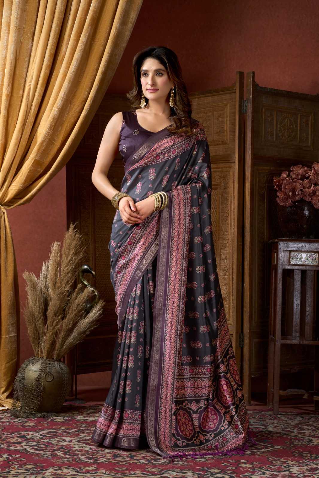 Gobuni Samaira Fancy Designer Saree