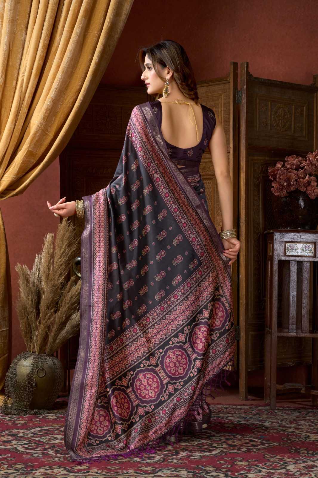 Gobuni Samaira Fancy Designer Saree