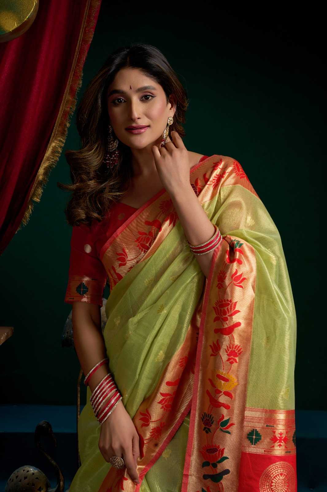 Gobuni Seerat Tissue Designer Saree