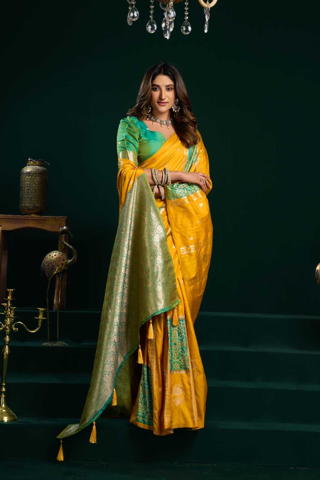 Gobuni Swara Soft Silk Saree