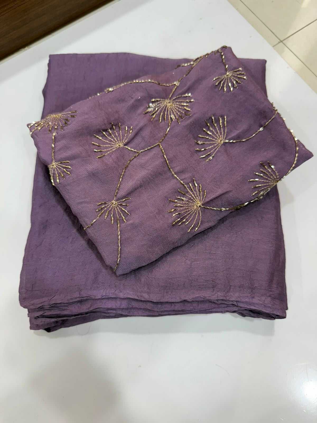 Crunchi Traditional Silk Saree