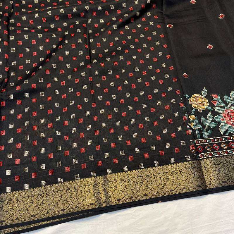 Dola Silk Saree