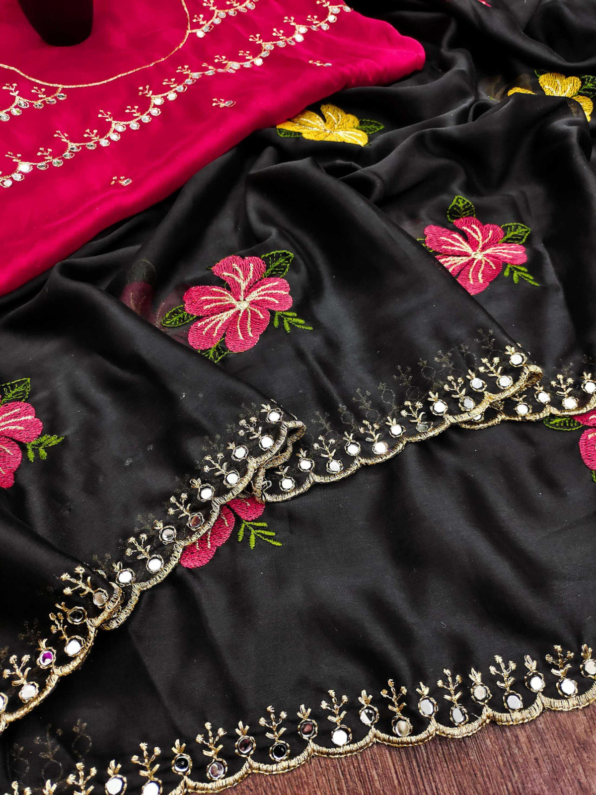 Shruti Rangoli Silk Soft Saree