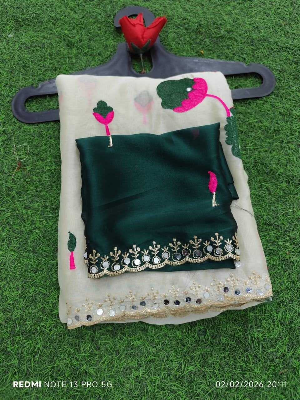 Shruti Rangoli Silk Soft Saree