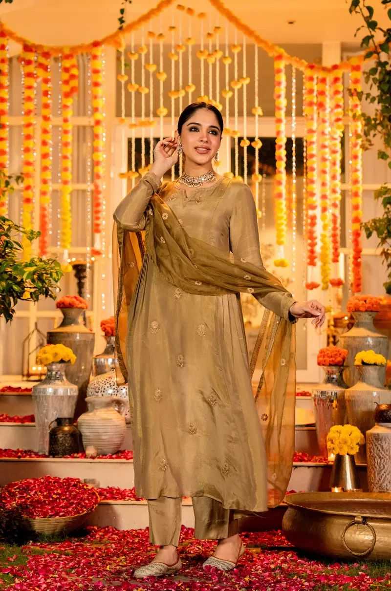 Chanderi Silk Embroidery Suit