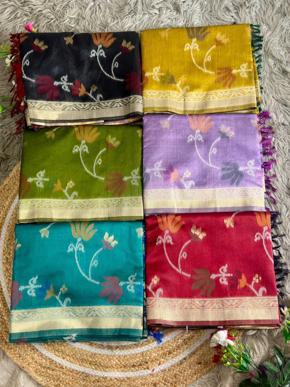 Aaheli Soft Silk Saree