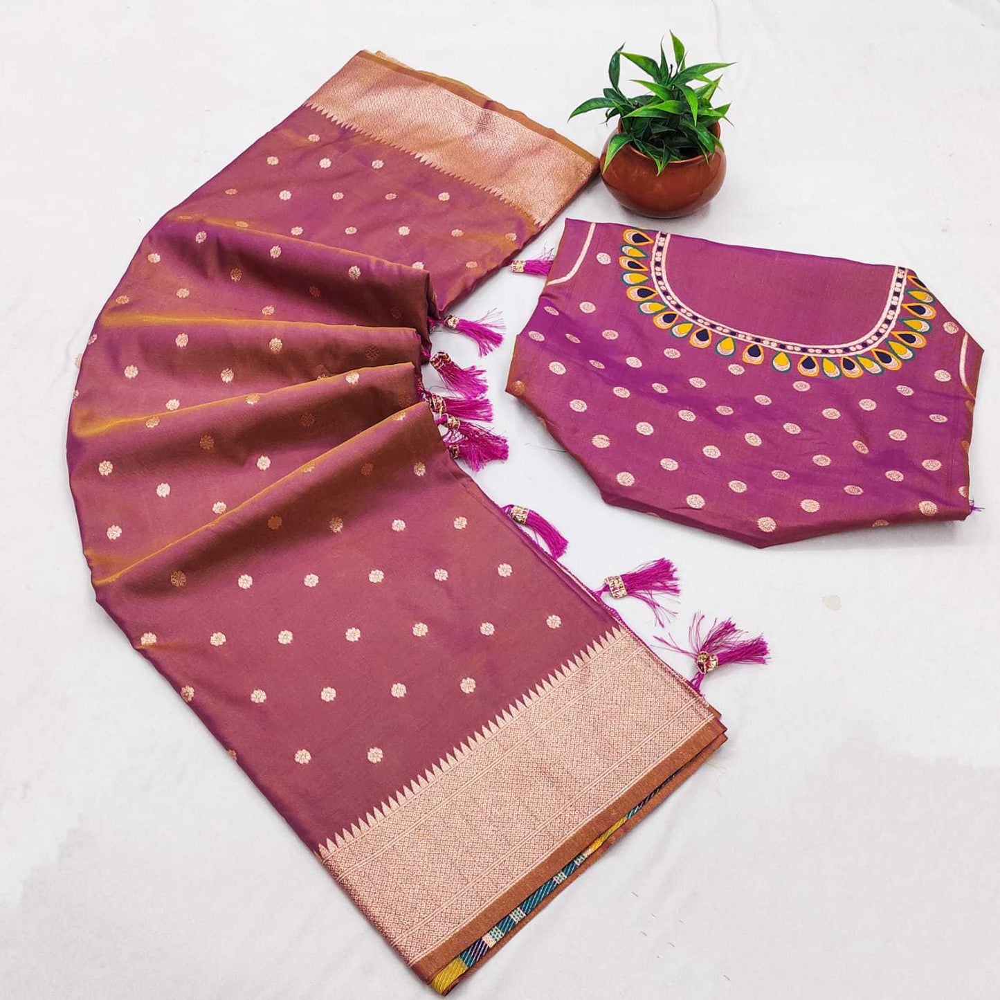 Zari Border Saree