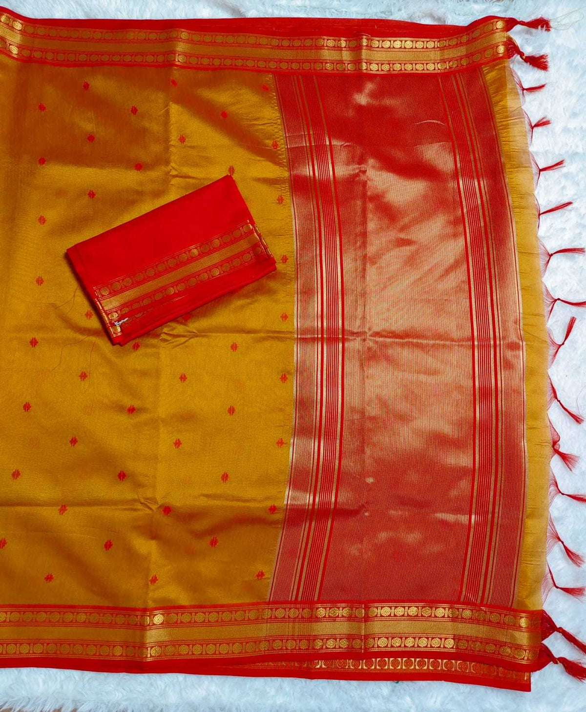 Hansika Soft Cotton Silk Saree