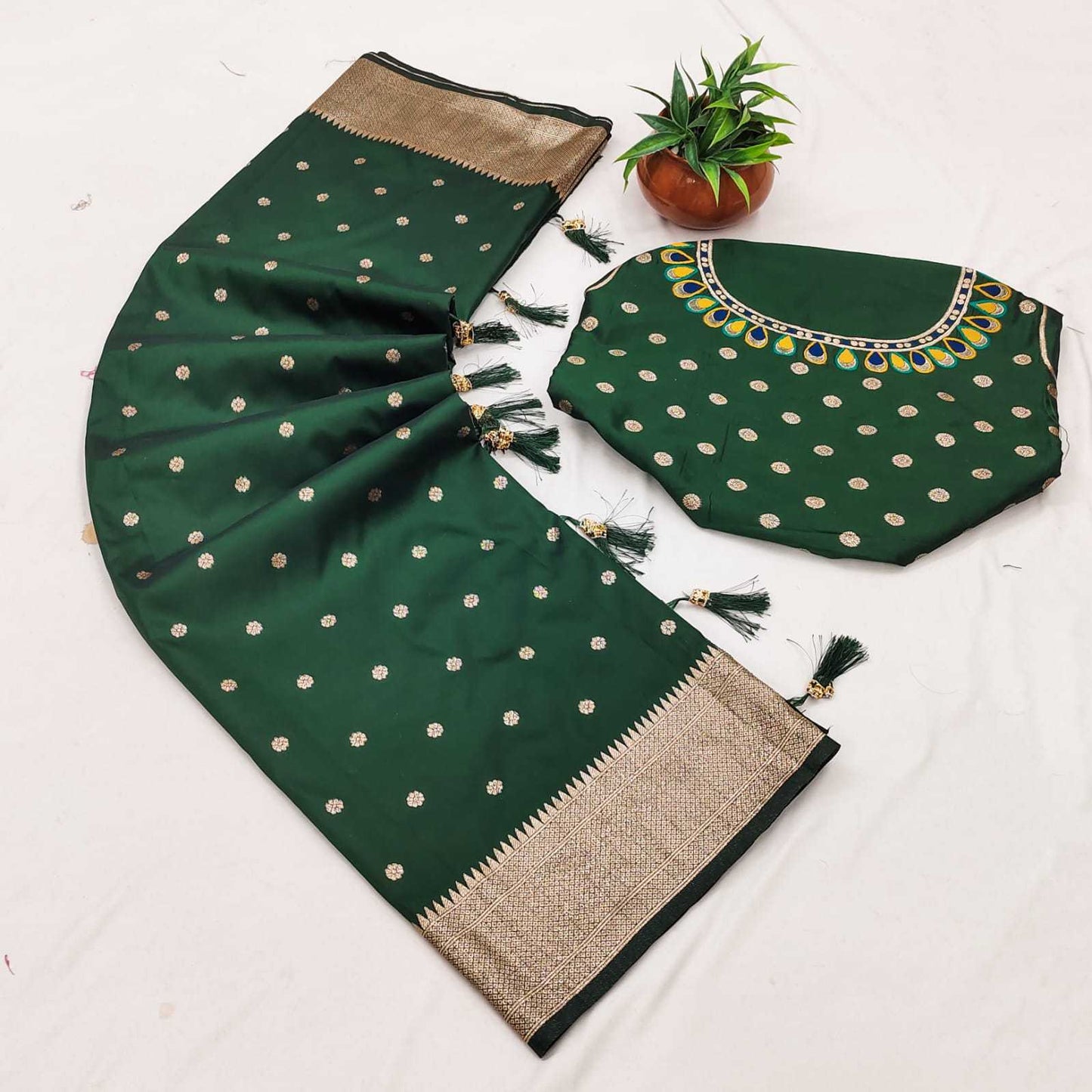 Zari Border Saree