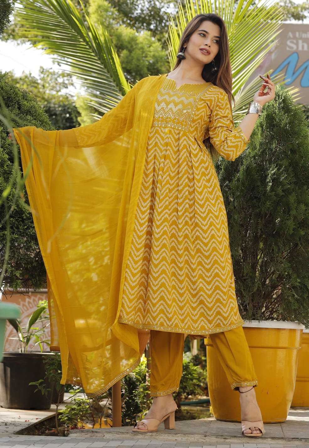 Rayon Ladies Suit