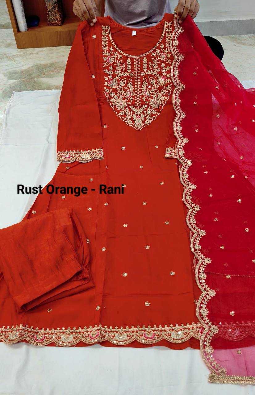 Heavy Roman Silk Embroidery Suit in Violet