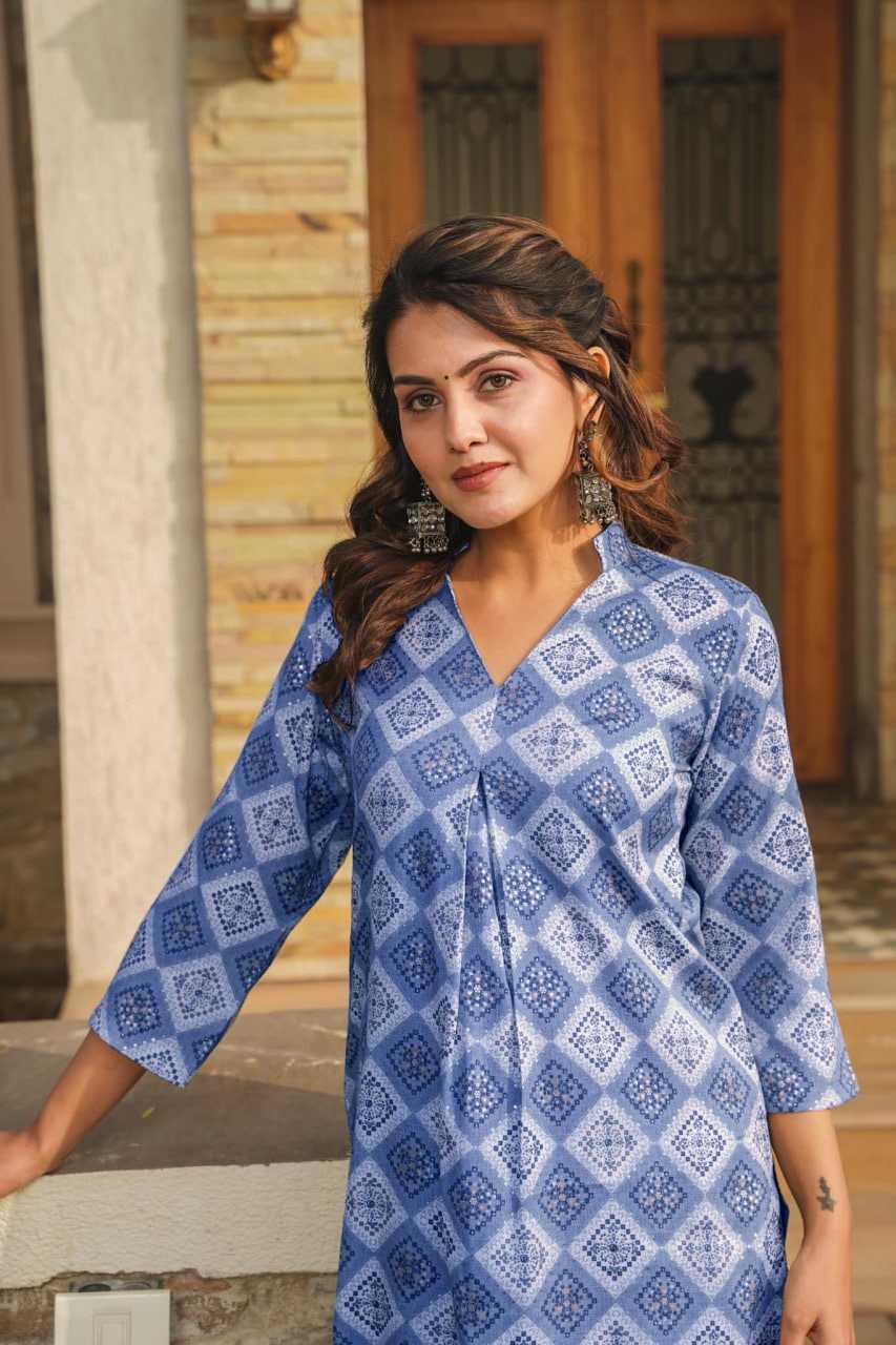 Heavy Rayon Printed Suit in Pink