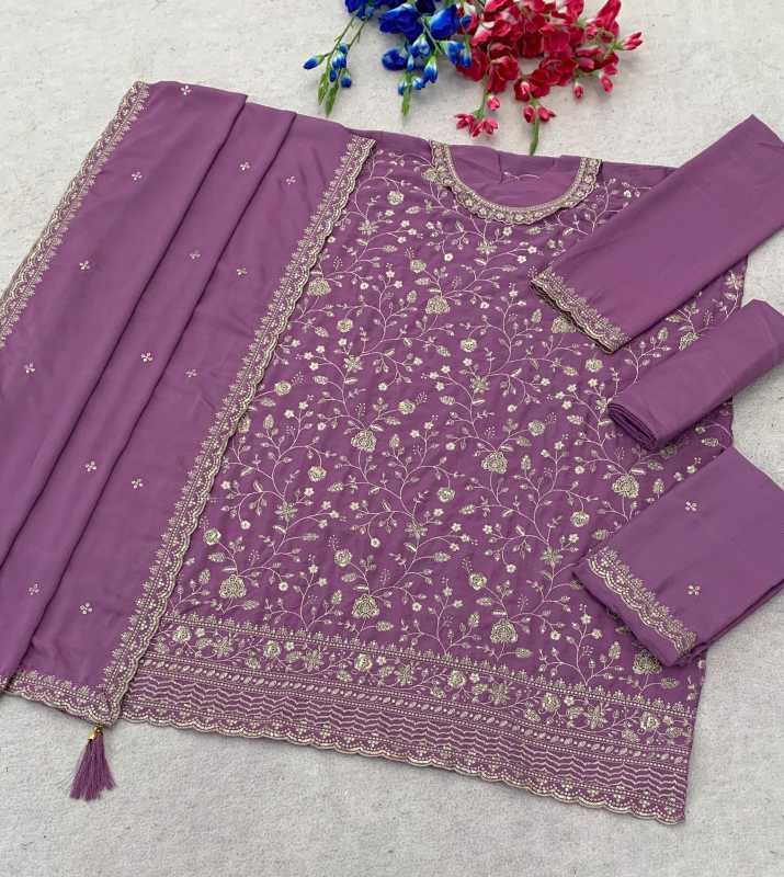 Chinon Ladies Silk Suit