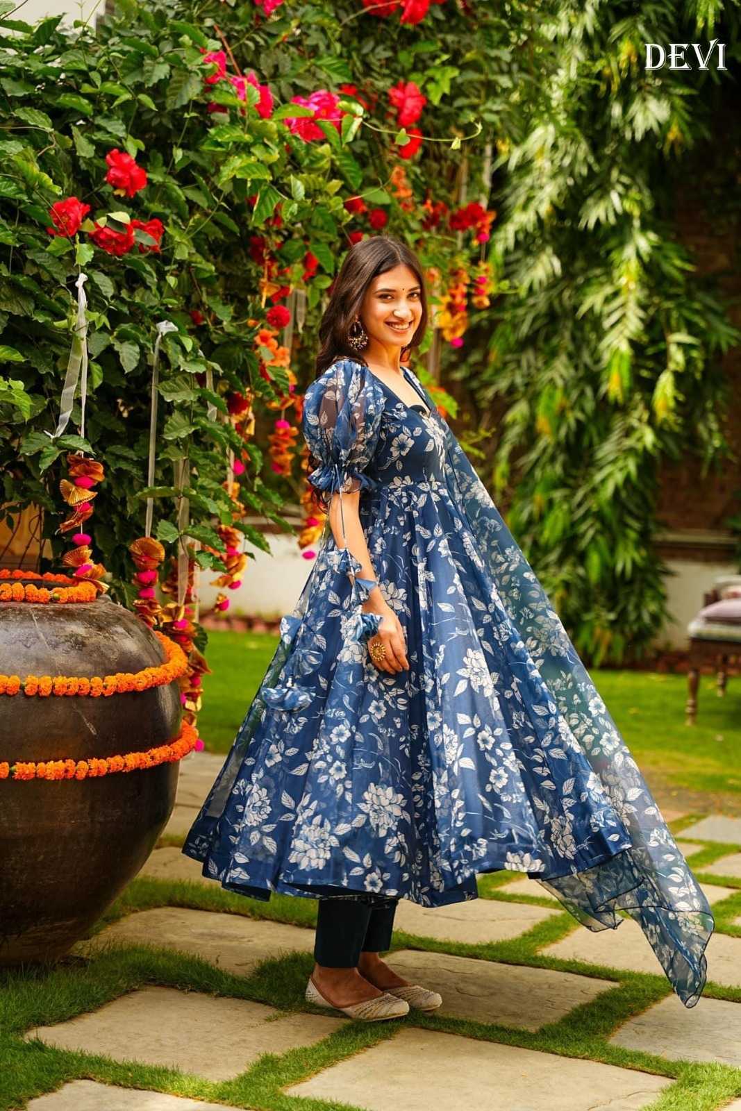 Tabby Silk Printed Gown