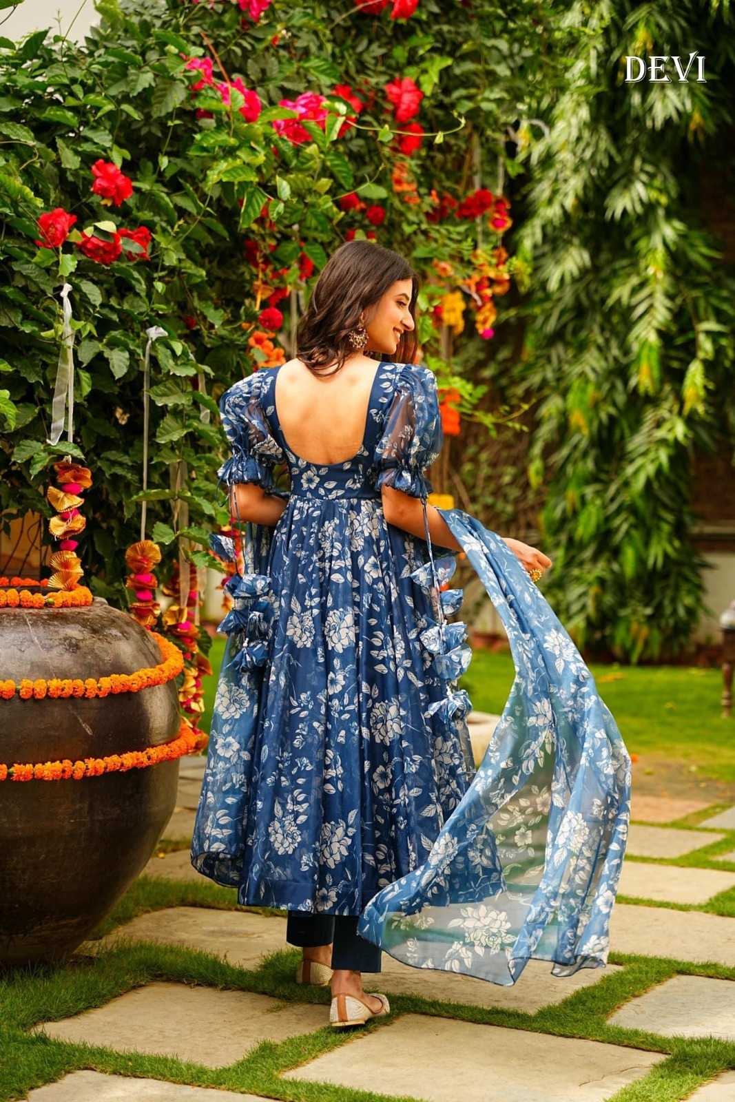 Tabby Silk Printed Gown