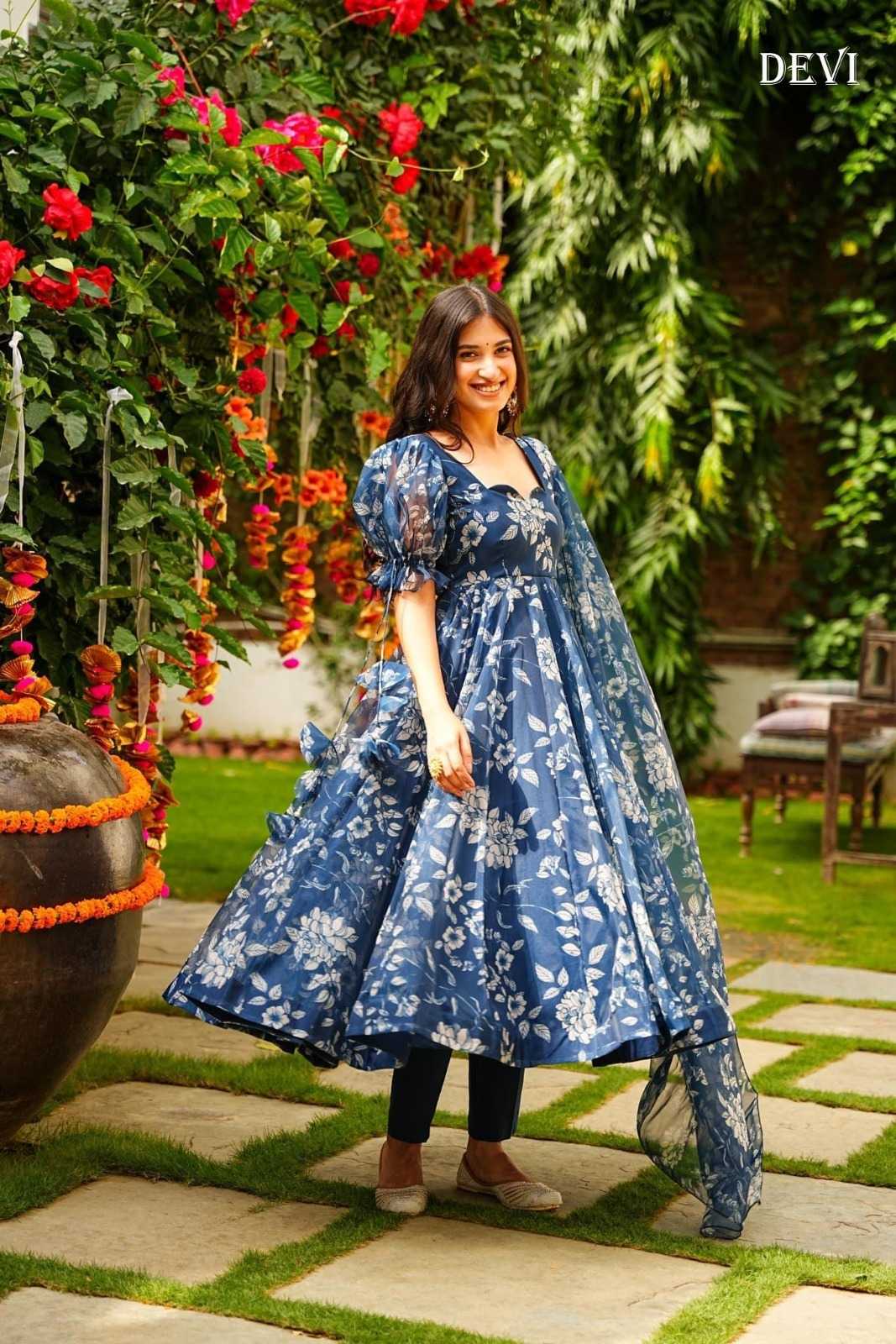 Tabby Silk Printed Gown