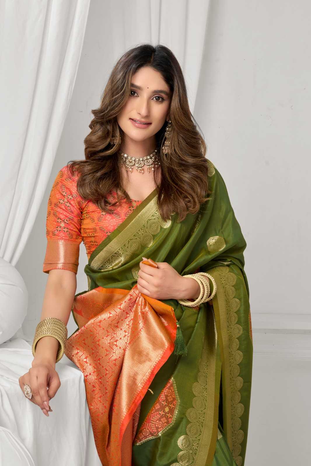 Gobuni Shraddha Soft Silk Heavy Saree