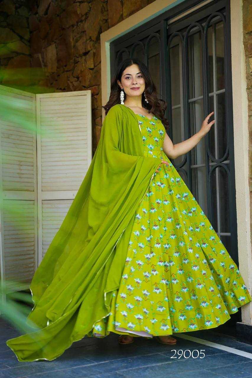 Lucaya Georgette Printed Gown